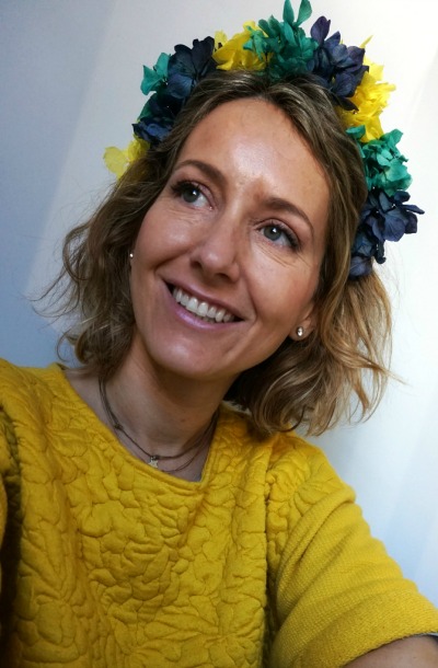 Headband with natural hydrangeas