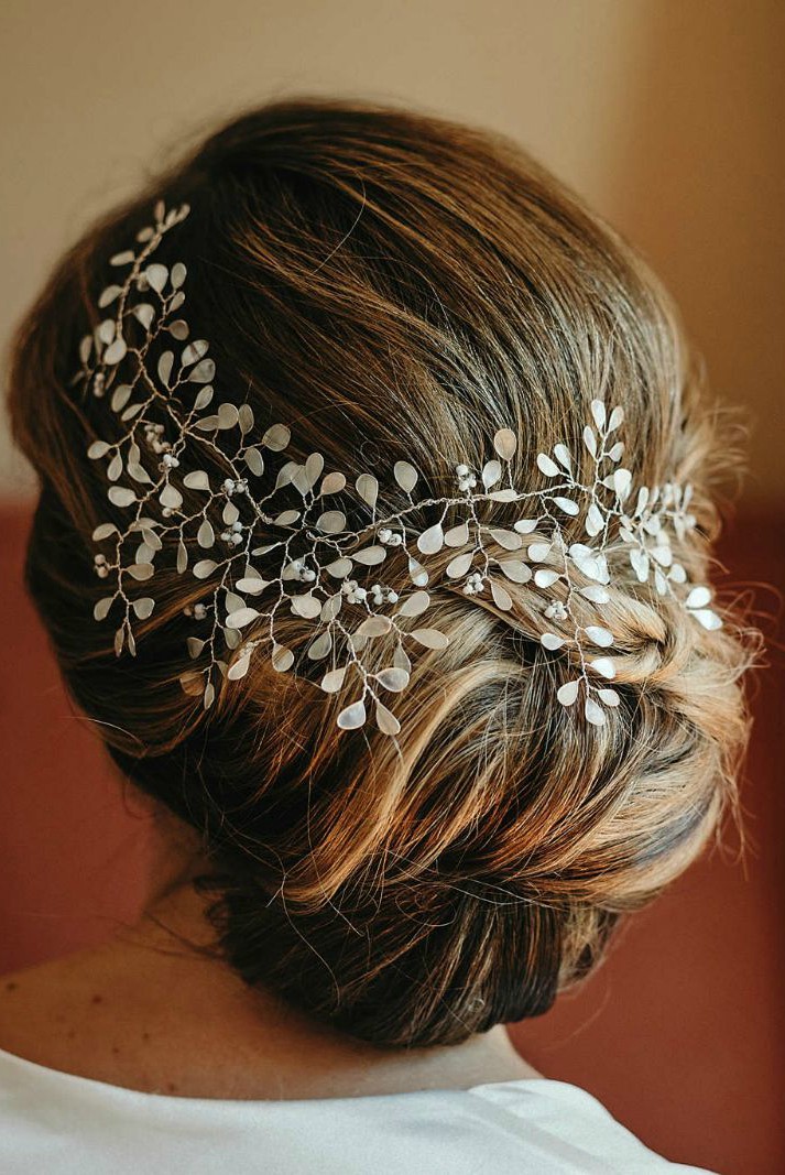 Tocado de mariposa esmalte