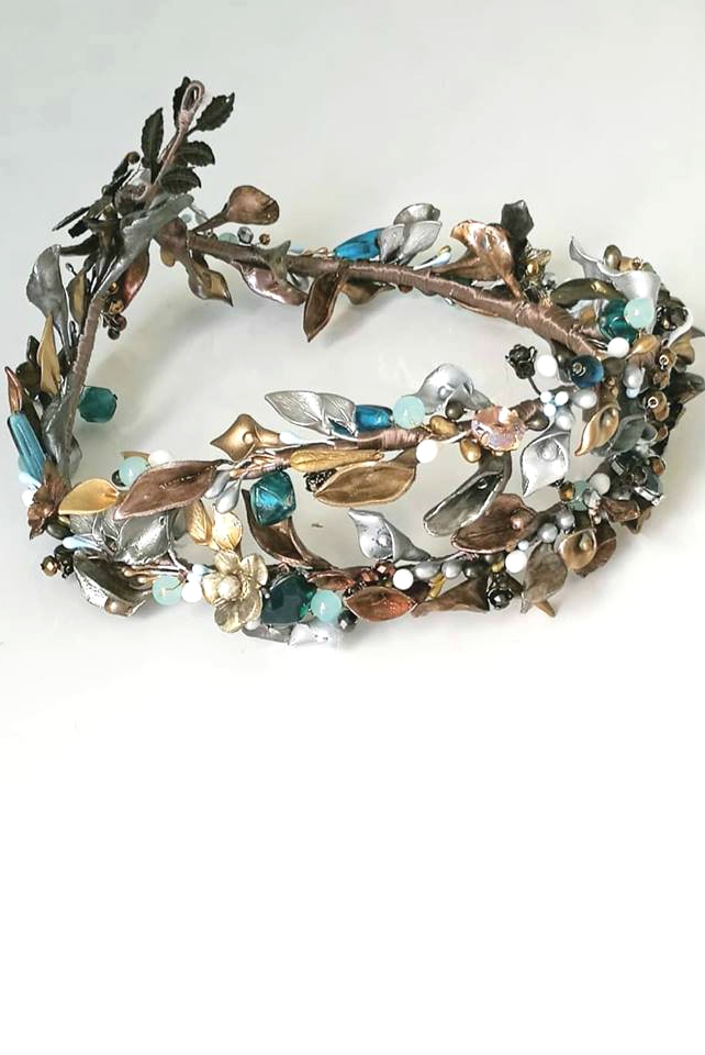 Tiara joya en azules y cobre