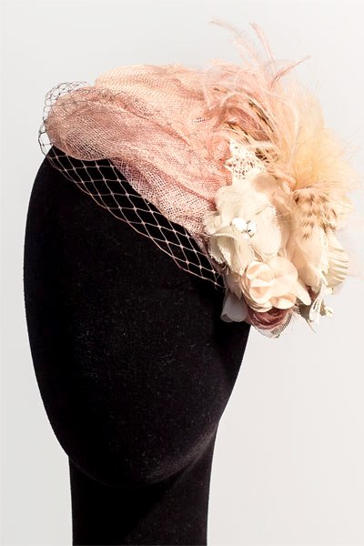 casquete nude y beig