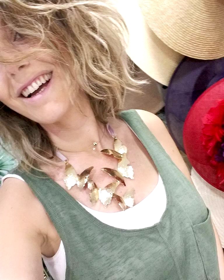 Collar de mariposas - Imagen 3