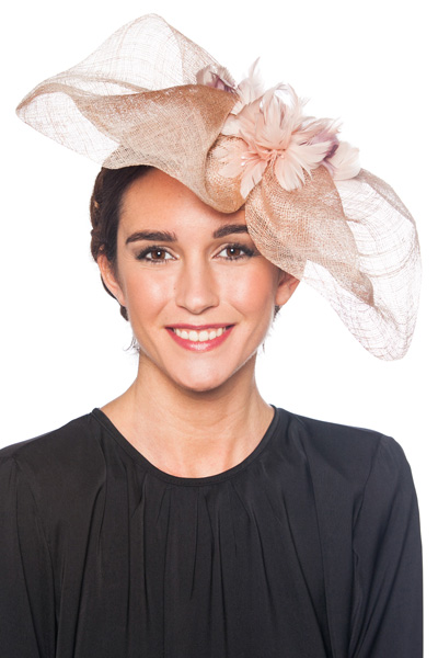 Nude bow with floral feather