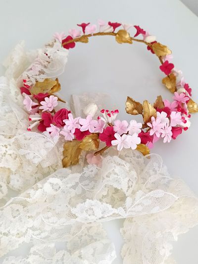 Tiara de flores frambuesa