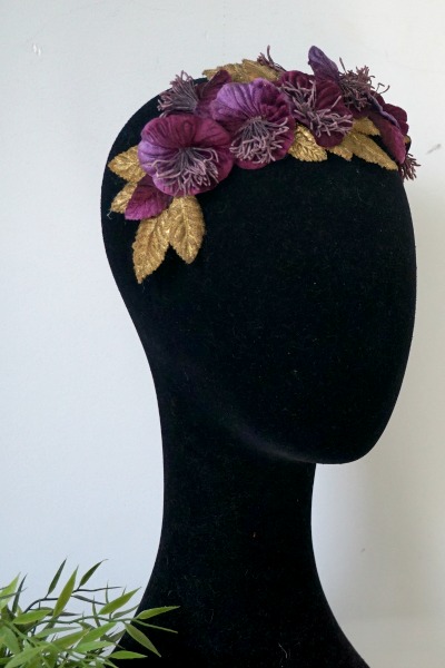 Tiara water lily aubergine vs golden